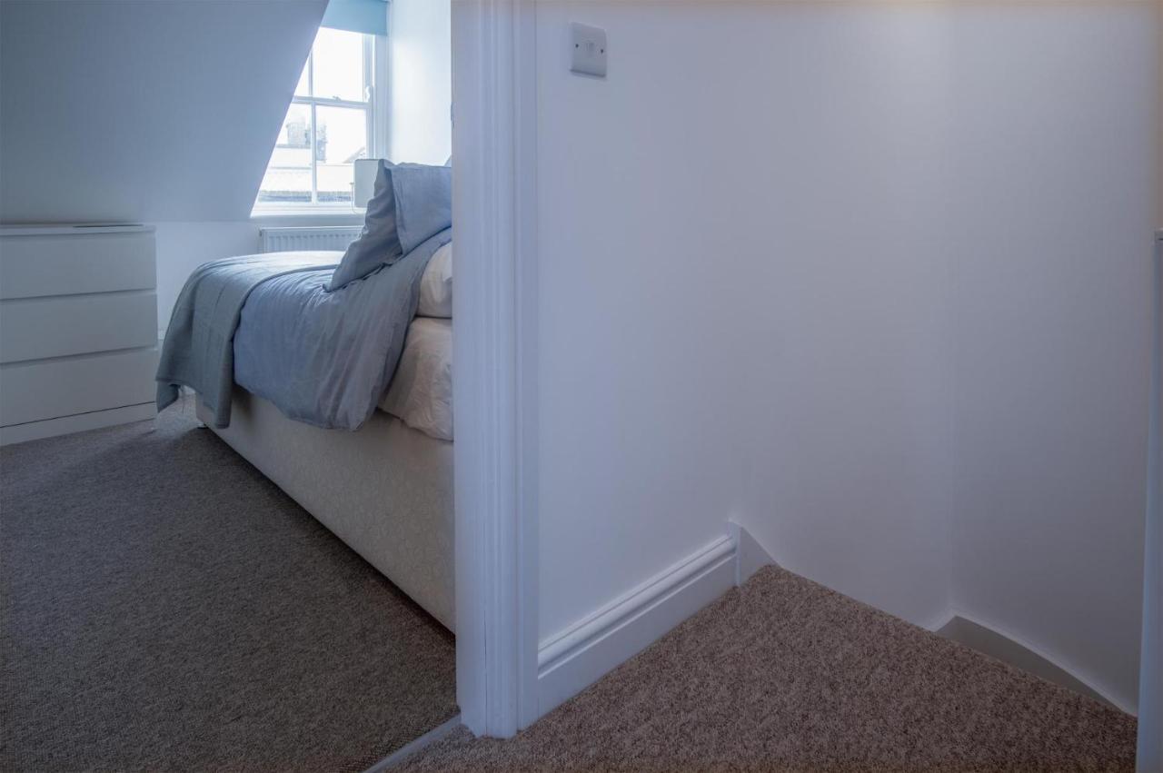 Ramsey Apartment - 2 Bedroom Apartment - Tenby Eksteriør billede
