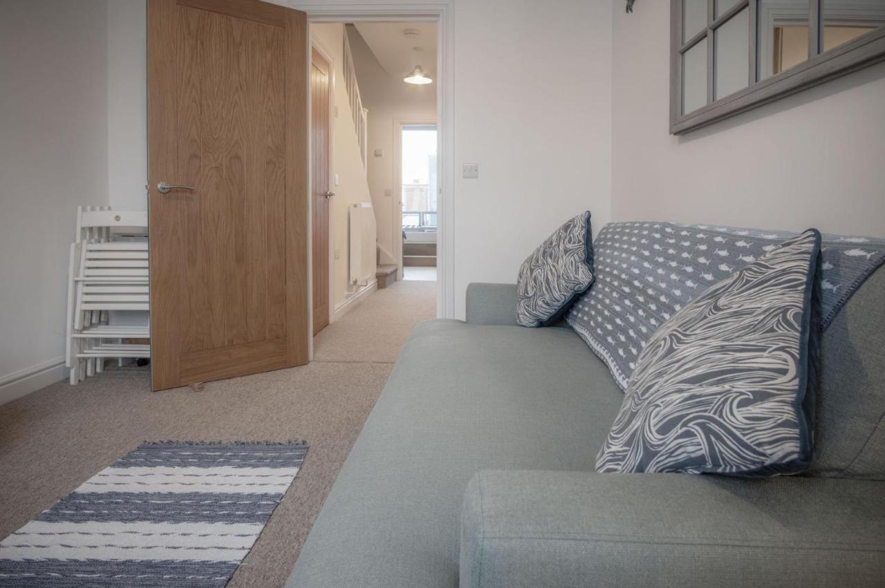 Ramsey Apartment - 2 Bedroom Apartment - Tenby Eksteriør billede